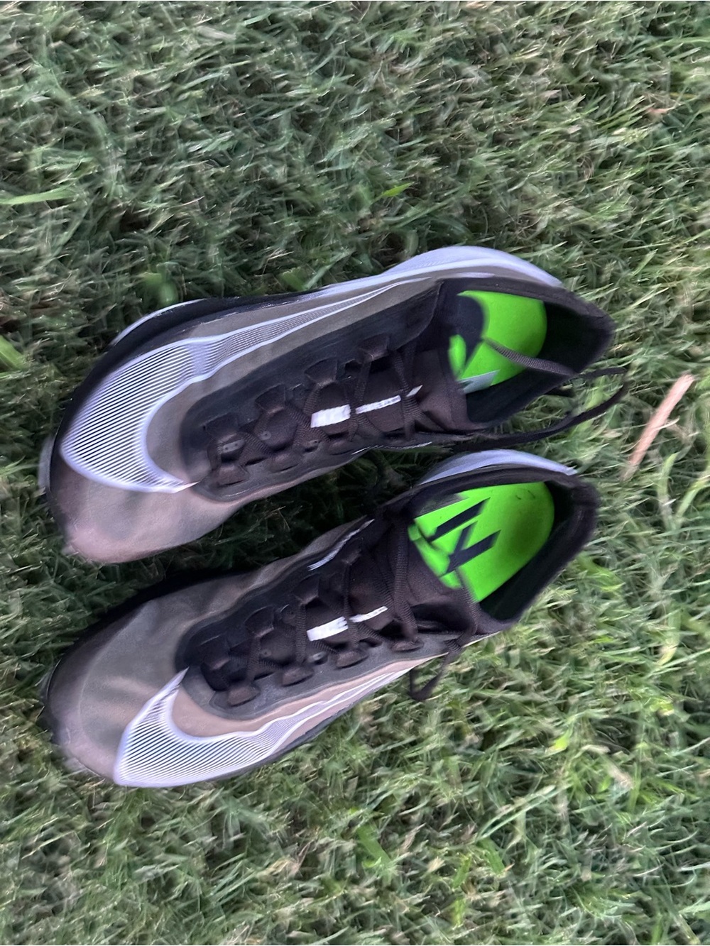 Nikeβ Menβs Black Athletic Shoes with Bright Green Insoles
